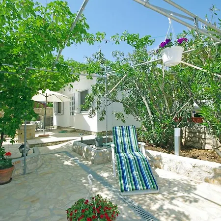 Apartment By The Sea Kosljun, Pag - 4111 *